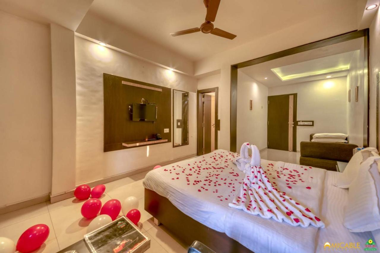 Hotel Ashwin Igatpuri, Pure Veg & Jain Food Exteriér fotografie