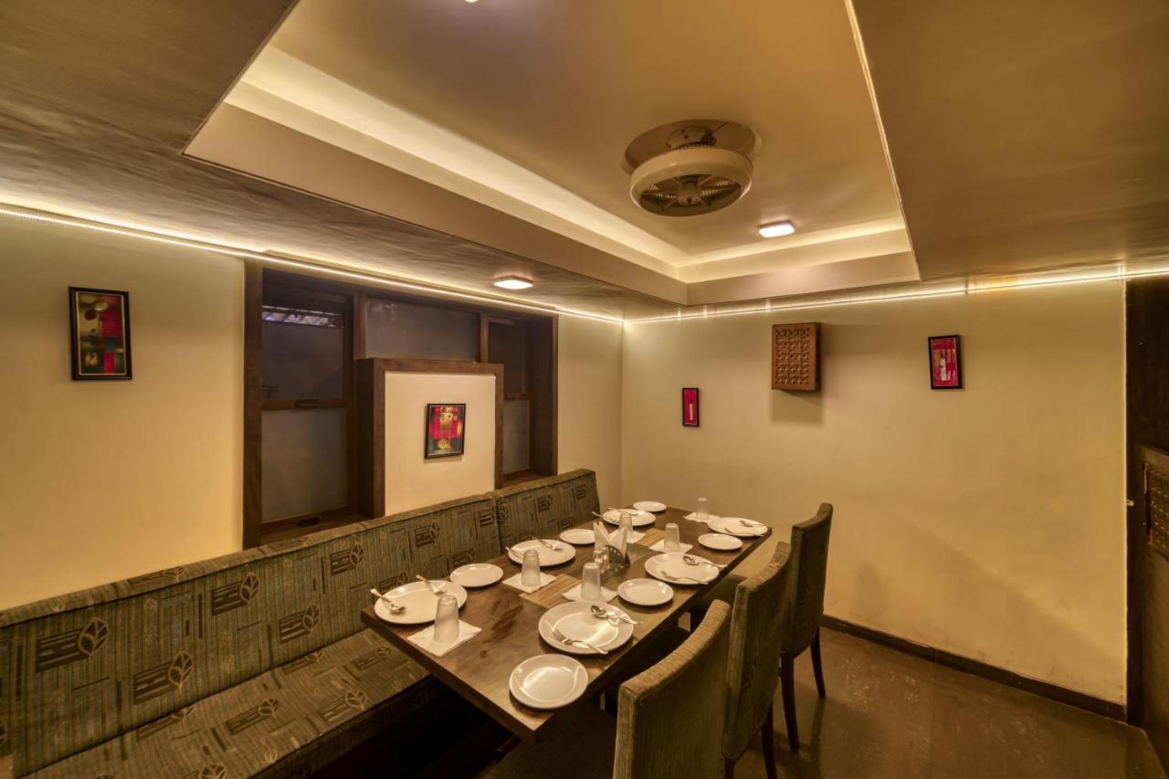 Hotel Ashwin Igatpuri, Pure Veg & Jain Food Exteriér fotografie