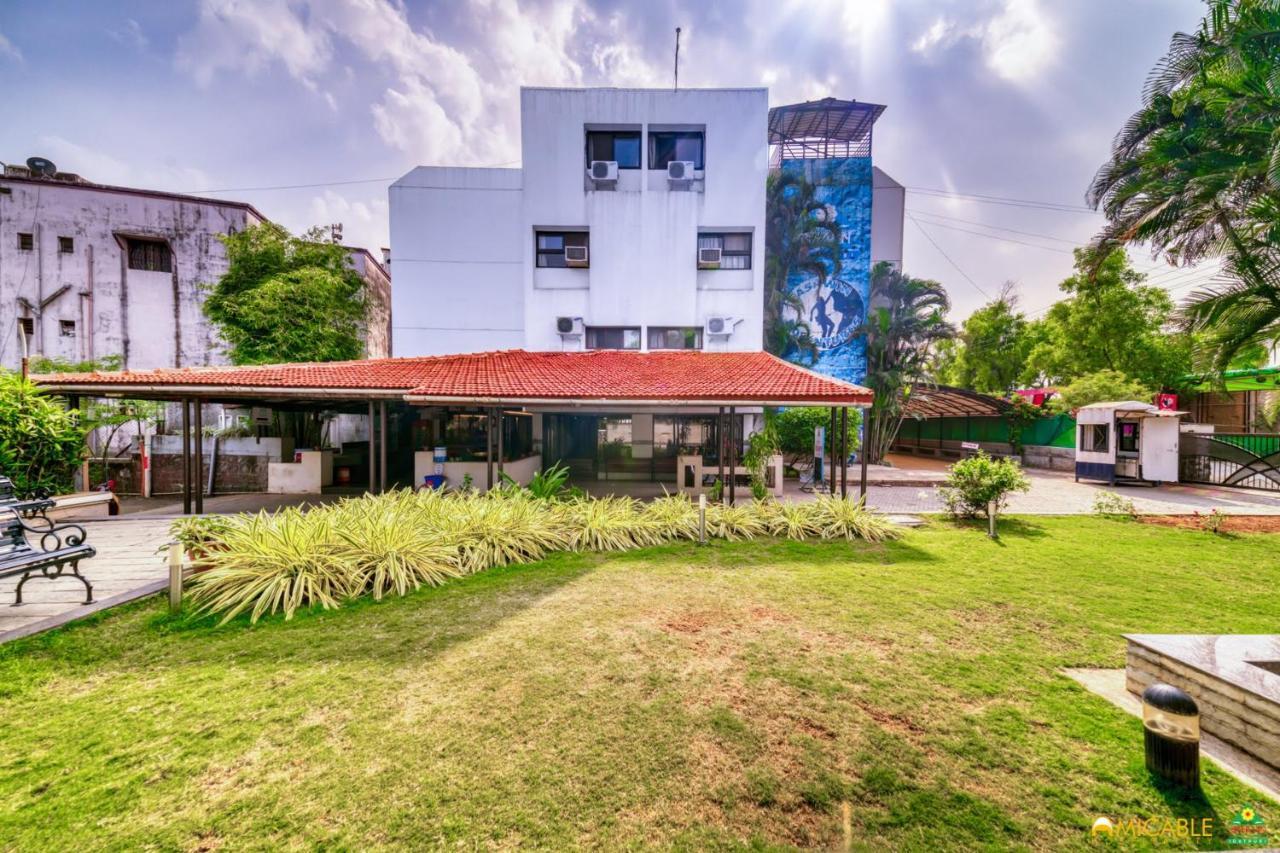 Hotel Ashwin Igatpuri, Pure Veg & Jain Food Exteriér fotografie
