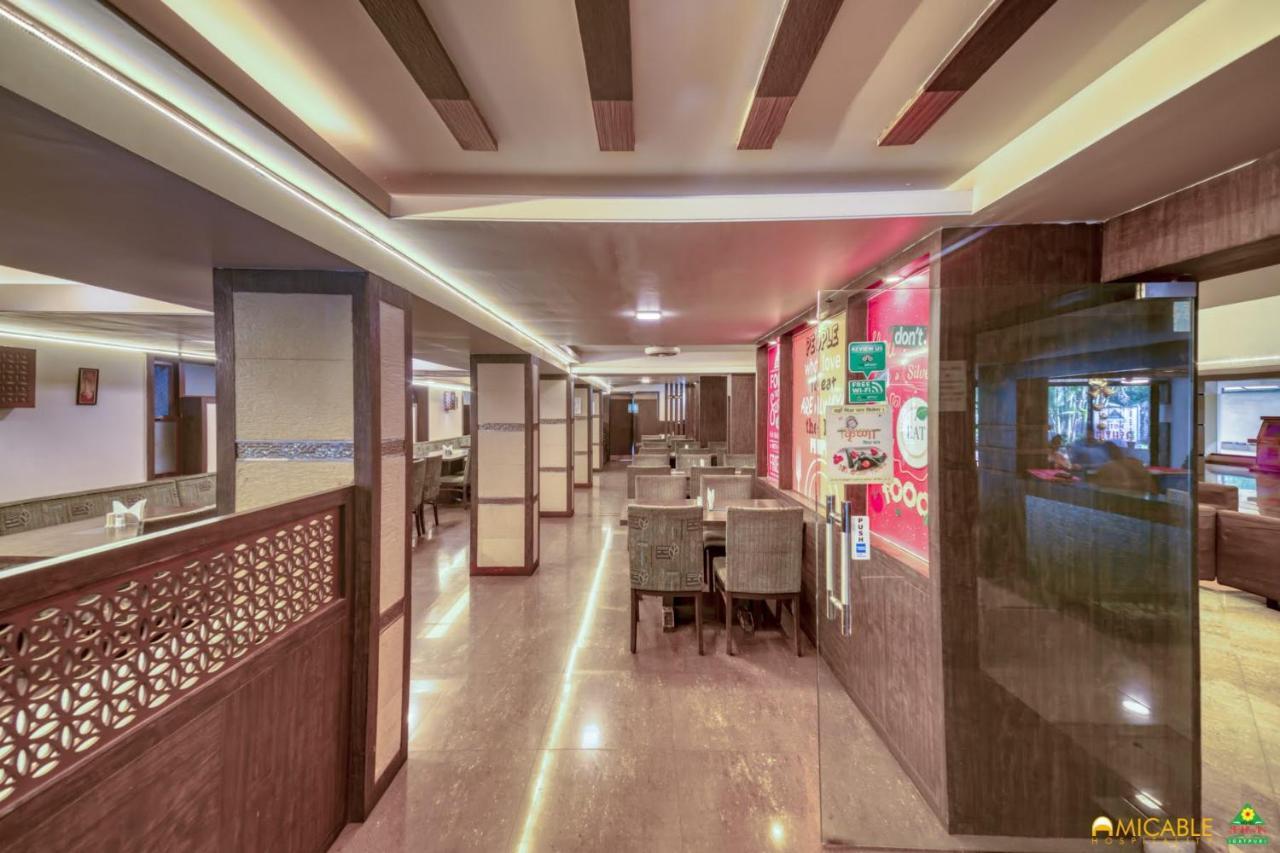 Hotel Ashwin Igatpuri, Pure Veg & Jain Food Exteriér fotografie